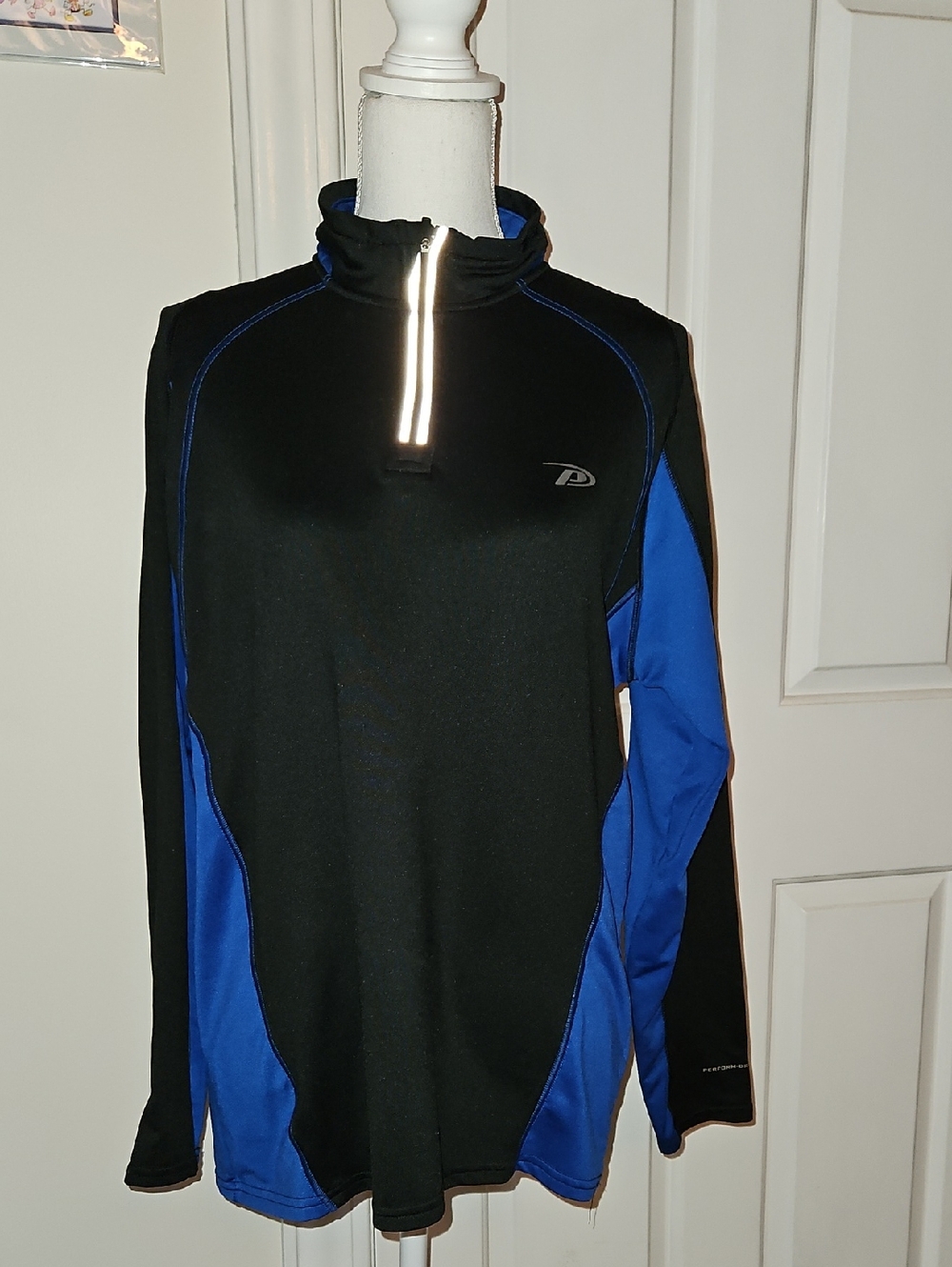 Pro Player Black and Royal Blue Athletic Pullover